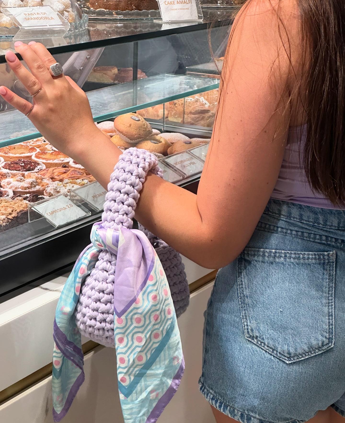 Crochet Hobo Bag Pattern with Tubular Handle – DIY Handmade Purse Tutorial, Step-by-Step Crochet Instructions, Boho Chic Bag Pattern