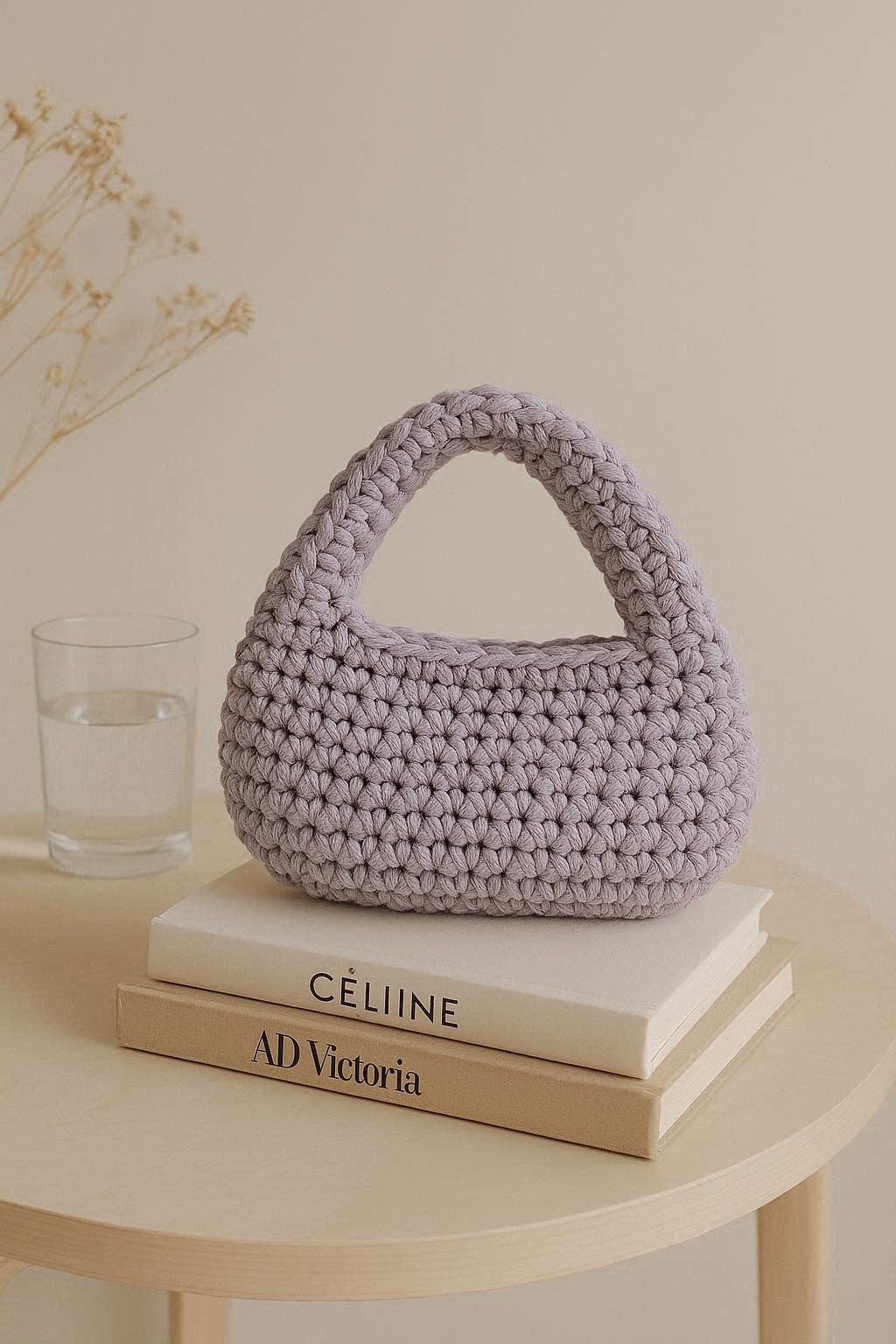Crochet Hobo Bag Pattern with Tubular Handle – DIY Handmade Purse Tutorial, Step-by-Step Crochet Instructions, Boho Chic Bag Pattern
