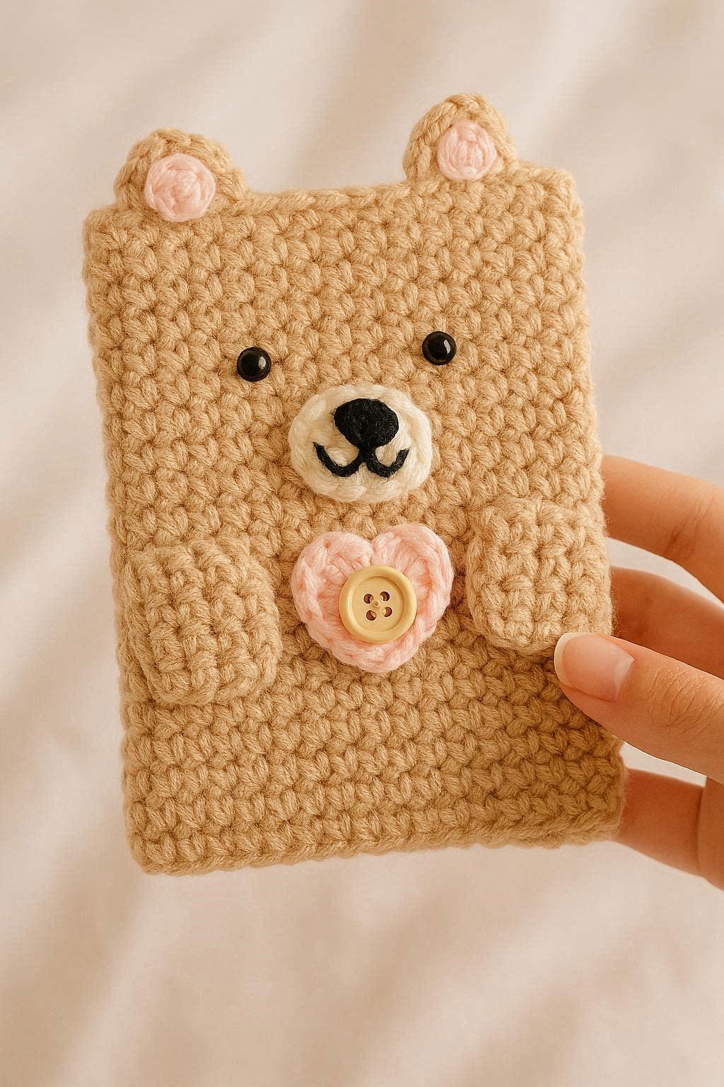 Bear Book Cover Crochet Pattern -- Beginner Kawaii with Heart, Journal Cozy | Eng e Ita PDF