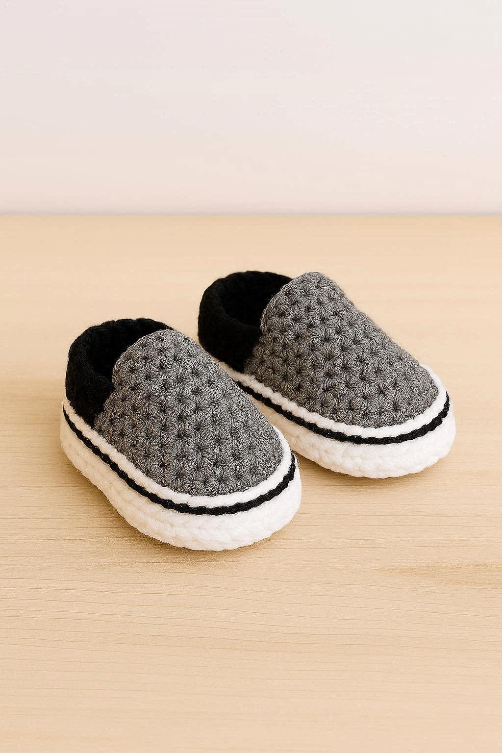 Crochet Baby Slip On Shoes Pattern 0–9 Months – Skate Style Baby Sneakers – Step by Step Photo Tutorial PDF