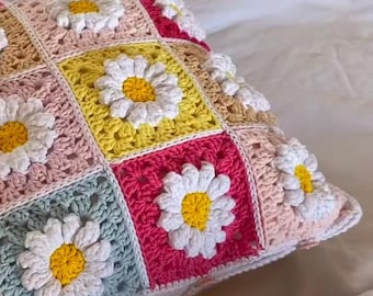 Daisy Pillow Cover Crochet Pattern PDF -- Modern Granny Square Pillow, Flower Cushion, Beginner Friendly